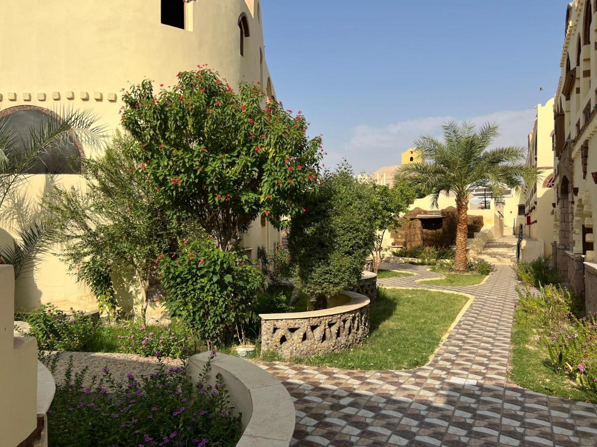 Elphardous Oasis Hotel Luksor Dış mekan fotoğraf